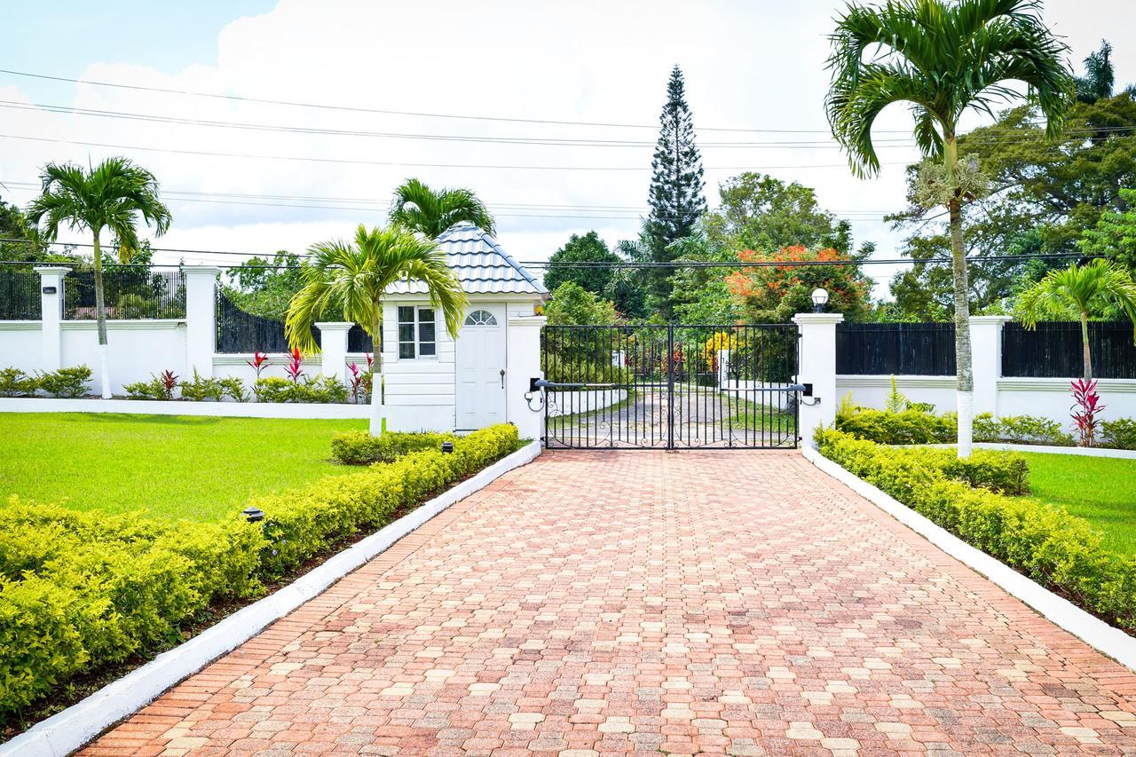 Jamgolia Place Mandeville Exterior photo